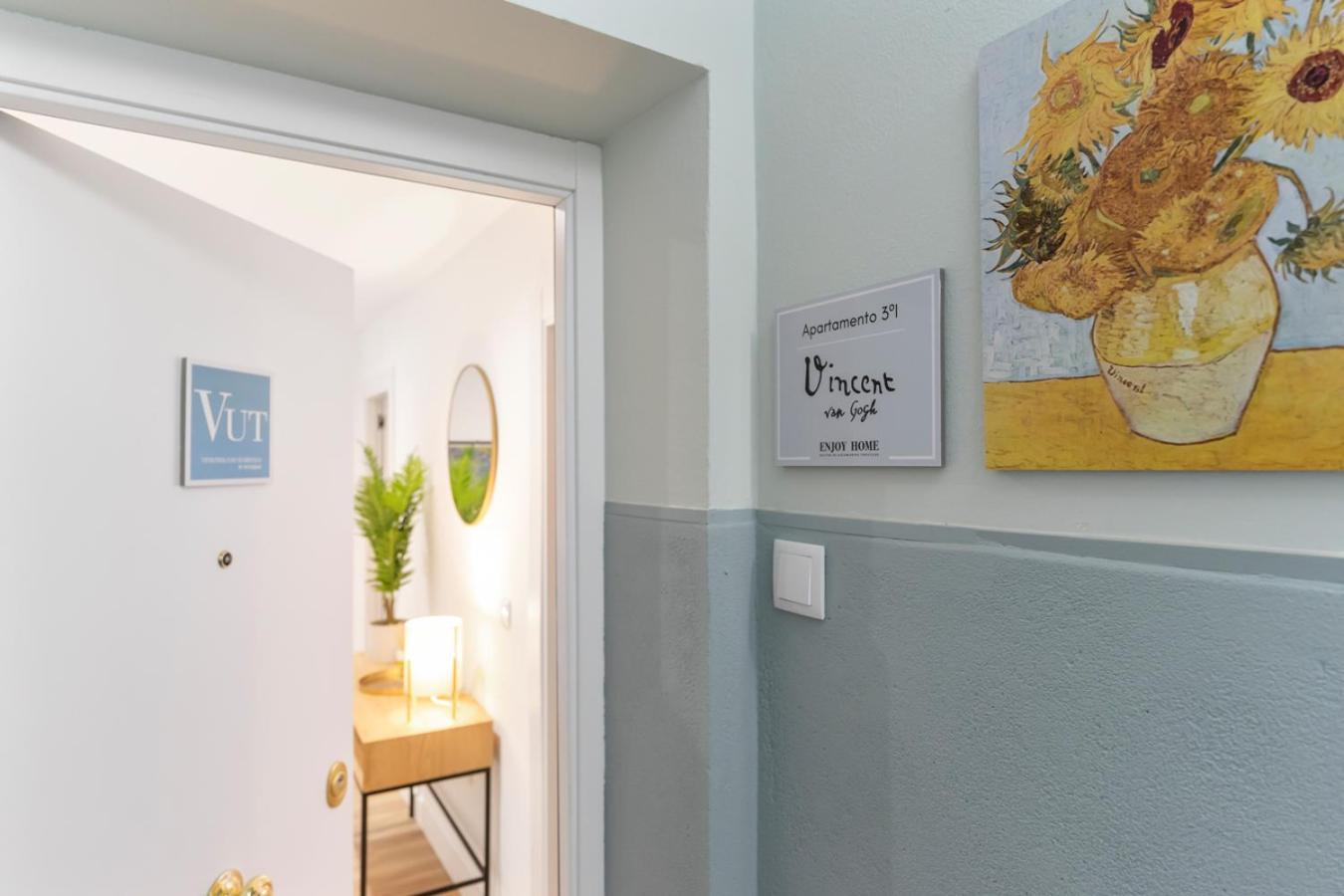 Van Gogh, Confort Y Diseno En El Centro De Χιχόν Εξωτερικό φωτογραφία