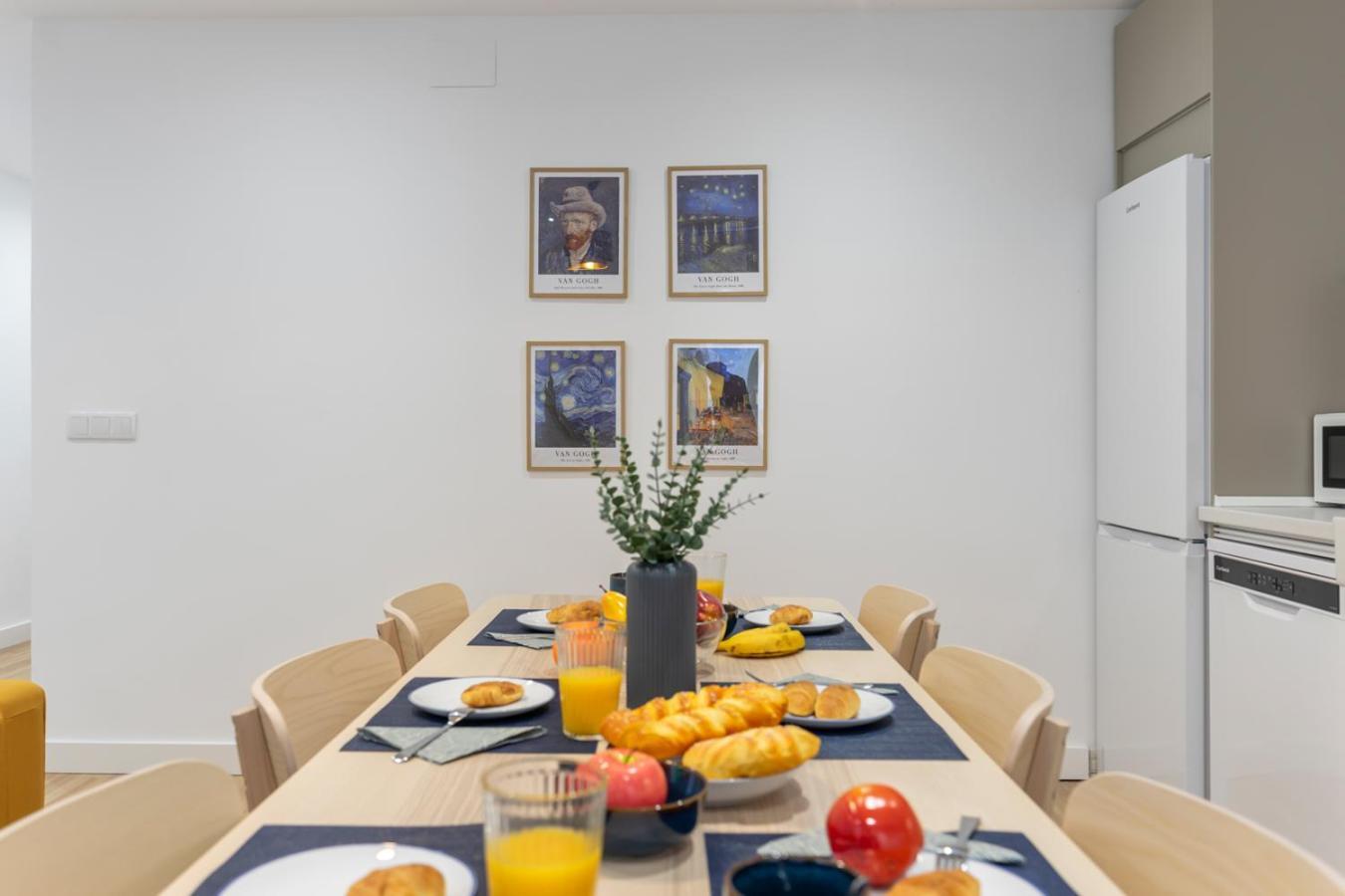 Van Gogh, Confort Y Diseno En El Centro De Χιχόν Εξωτερικό φωτογραφία